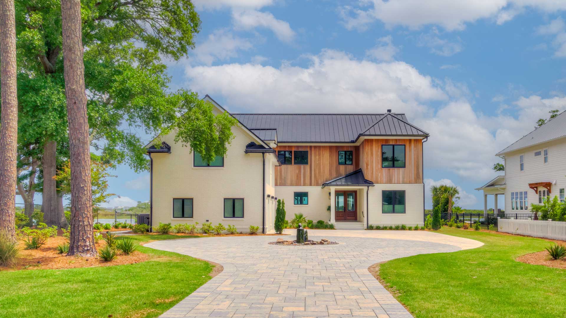 Photo of a new custom home built by Lanphear Builders